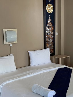 Kata Hill Sea View Hotel, Ban Chalong, ประเทศไทย
