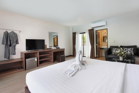 The Bell Airport Phuket Hotel - SHA Extra Plus, คาทุ, ประเทศไทย