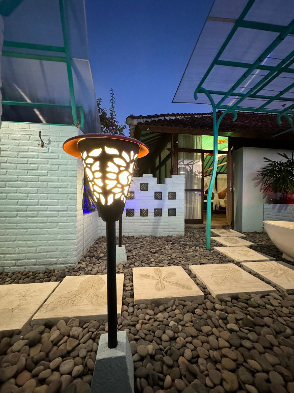 Bebek Cottages Sanur, Индонезия