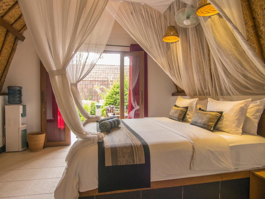Chill Out Bungalows, Mataram, Indonesia