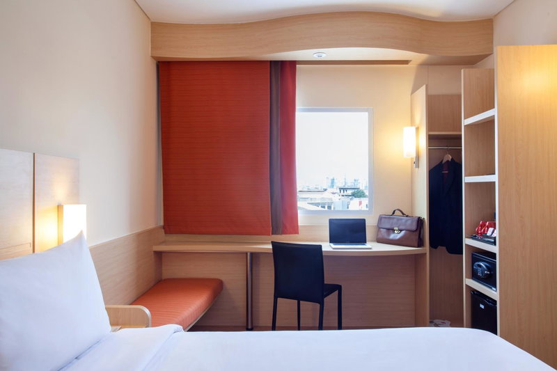 Ibis Jakarta Harmoni, Jakarta, Indonesia