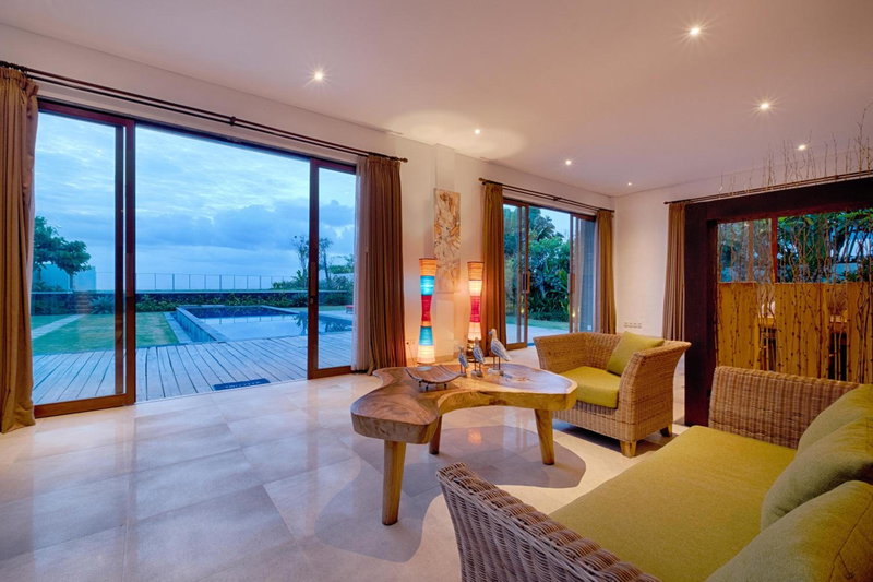 Keramas Beachfront Villa by Sanga Sanga Hospitality, 클룽클룽, 인도네시아 공화국