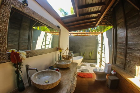 Flower Bud Bungalow Balangan, Kuta, 인도네시아 공화국