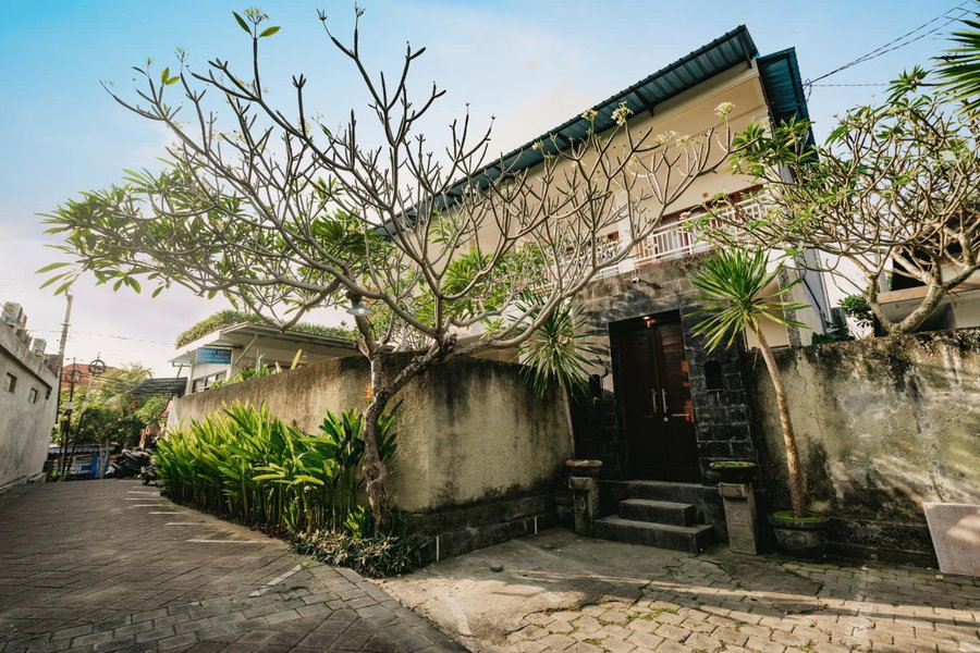 Happy Devi Guesthouse, Denpasar, Indonesia