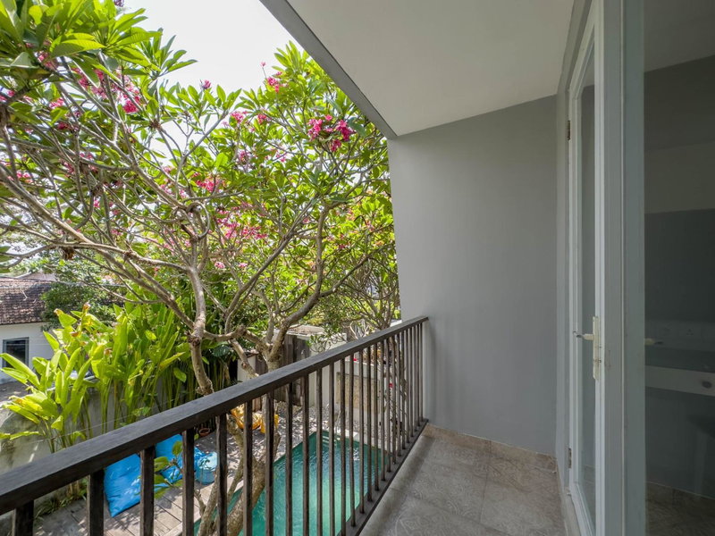 Hola Seminyak, Kuta, Indonesia