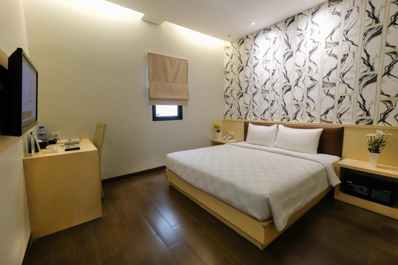 Hotel 88 Mangga Besar 62 - Best Breakfast - Near By Ancol And Government Center, Jakarta, Indonesia