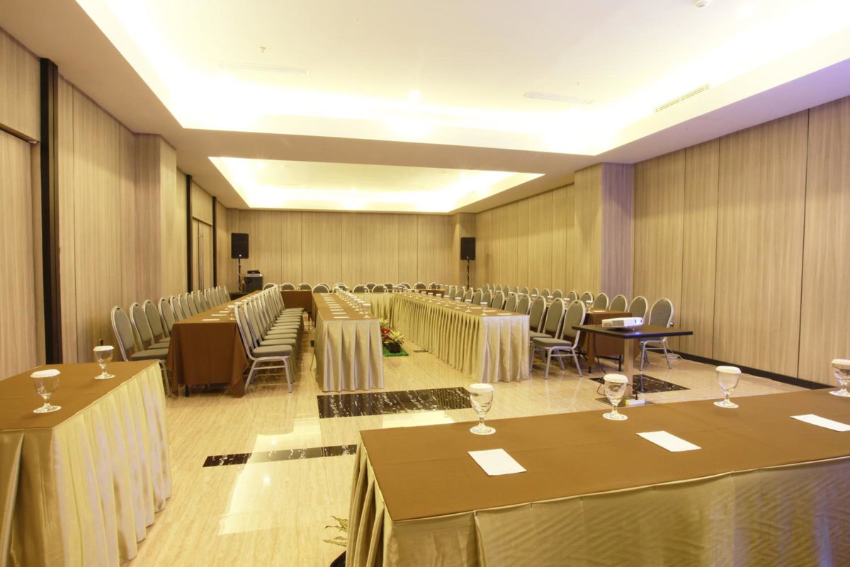 Hotel · Grand Karlita Hotel Purwokerto, Purwokerto