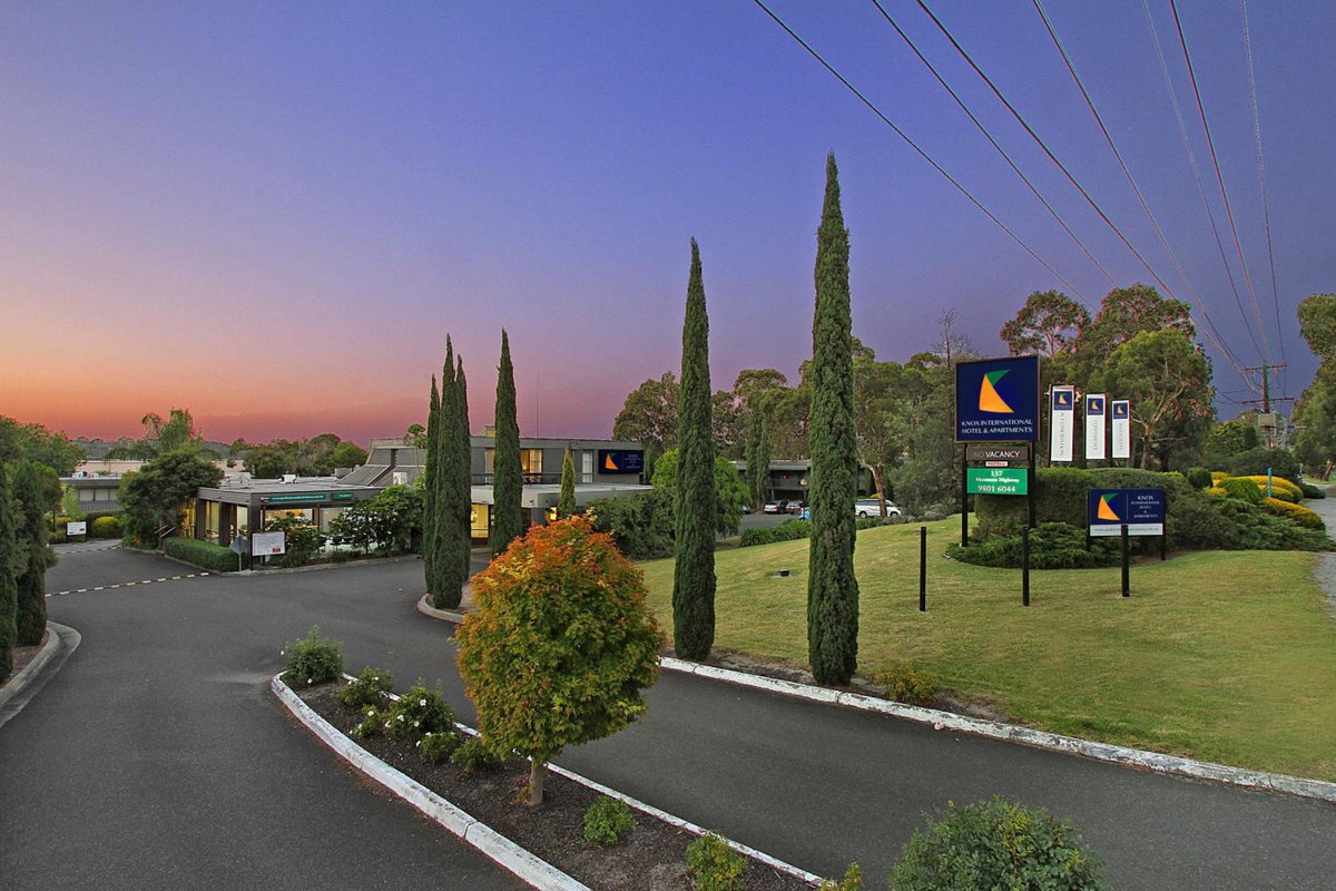Knox International Hotel and Apartments, Australia