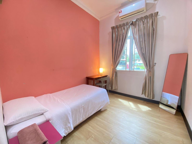 Besut Guesthouse, Kuala Besut, Malaysia