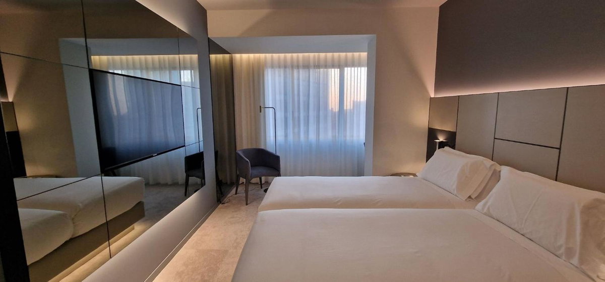 Bom Sucesso Hotel by gaiarooms, Portugal