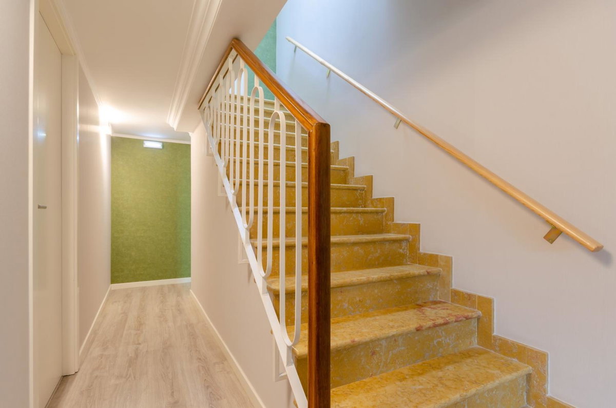 Hotel · Ver Belém Suites, Alges