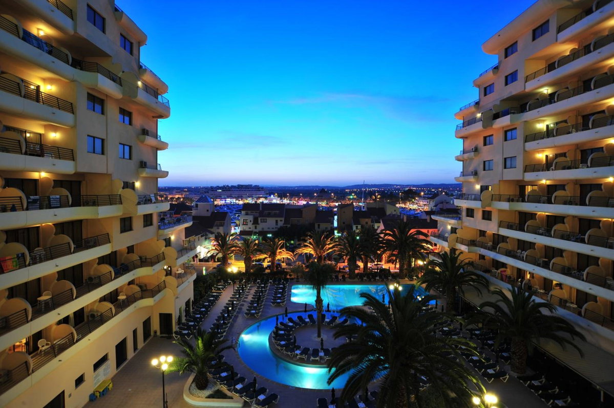 Hotel · Vila Gale Marina, Quarteira