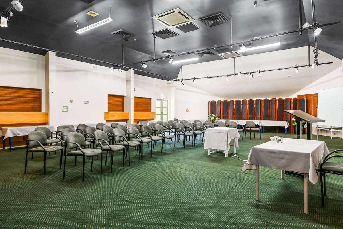 Отель · Carnmore Hotel Lower Hutt, Lower Hutt