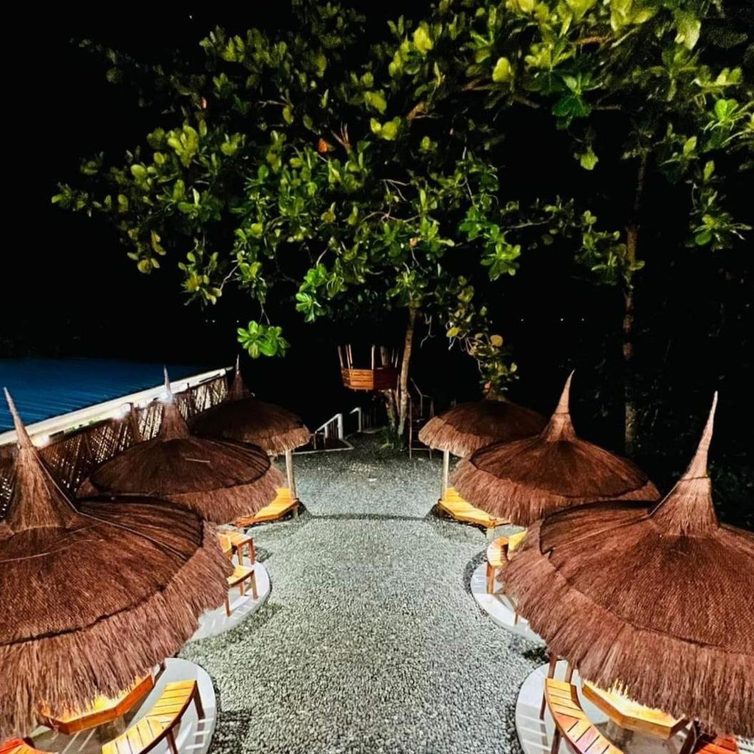 White Bada Guesthouse, Philippinen
