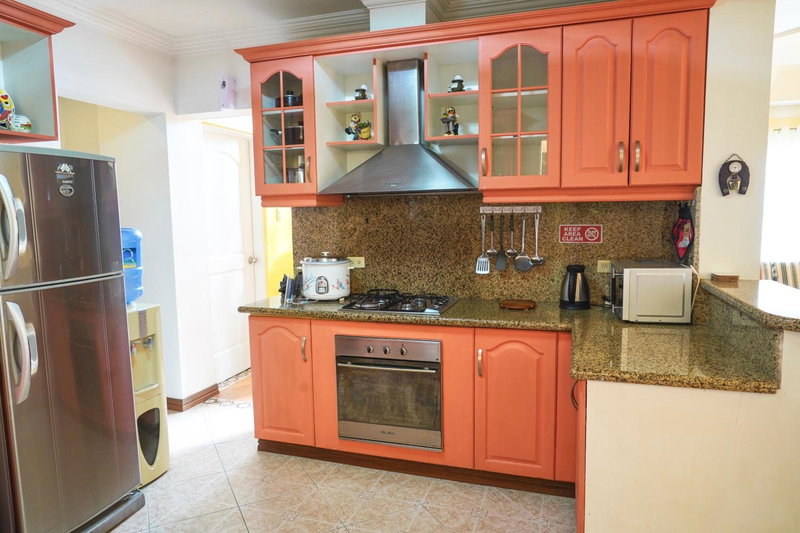 Charming Tagaytay Vacation Home, Patuto, Philippines