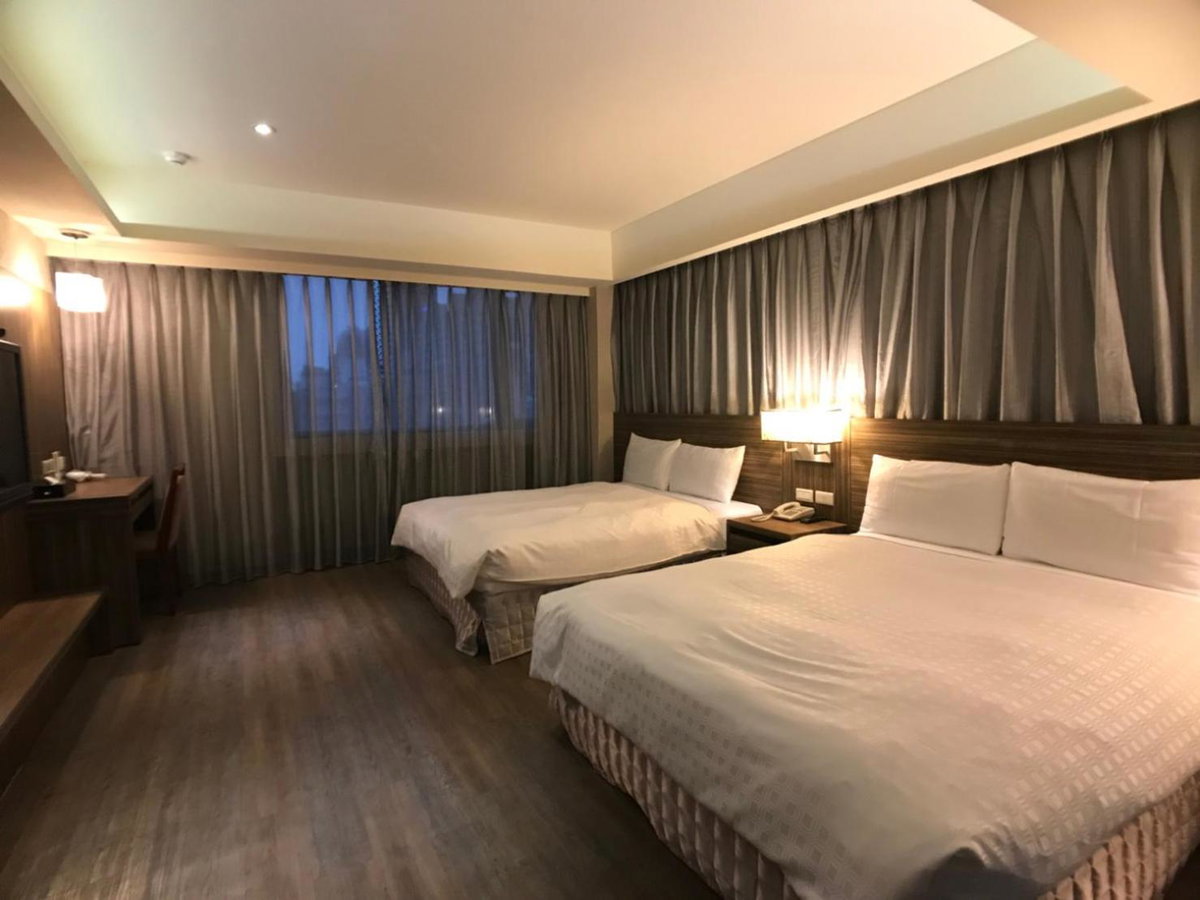 酒店 · 巴黎商旅 Paris Hotel, Kaohsiung