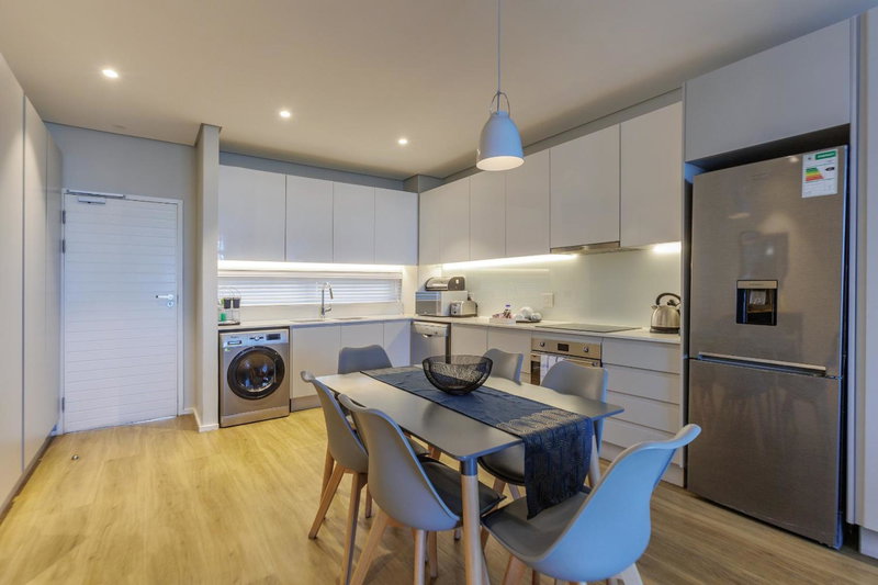 Axis Luxury Apartments by Century City Hotels, Rondebosch, South Africa