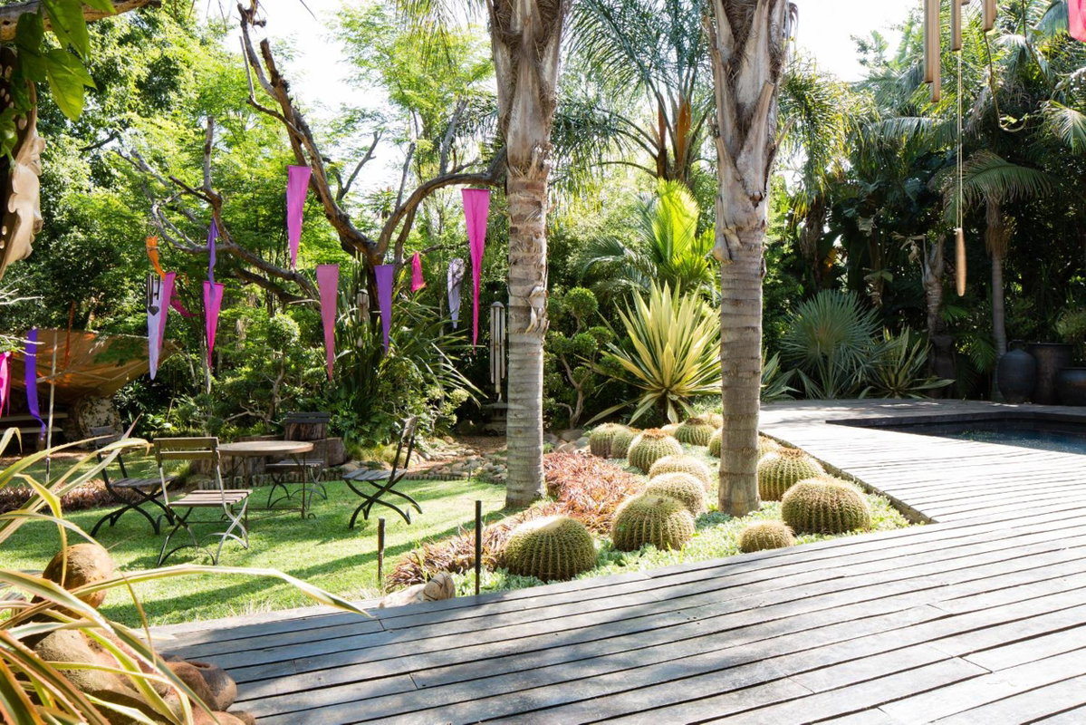 Hotel · The Art Guesthouse, Brits