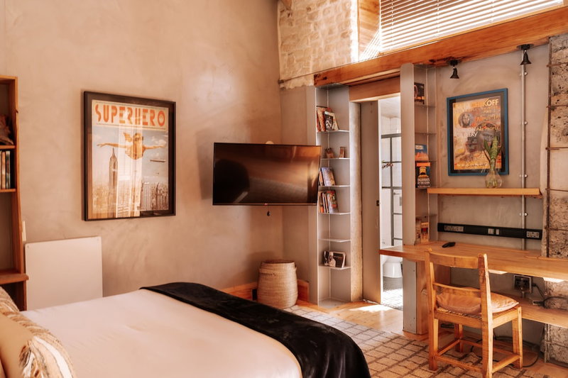 Wonderland Cape Town, Retreat, South Africa