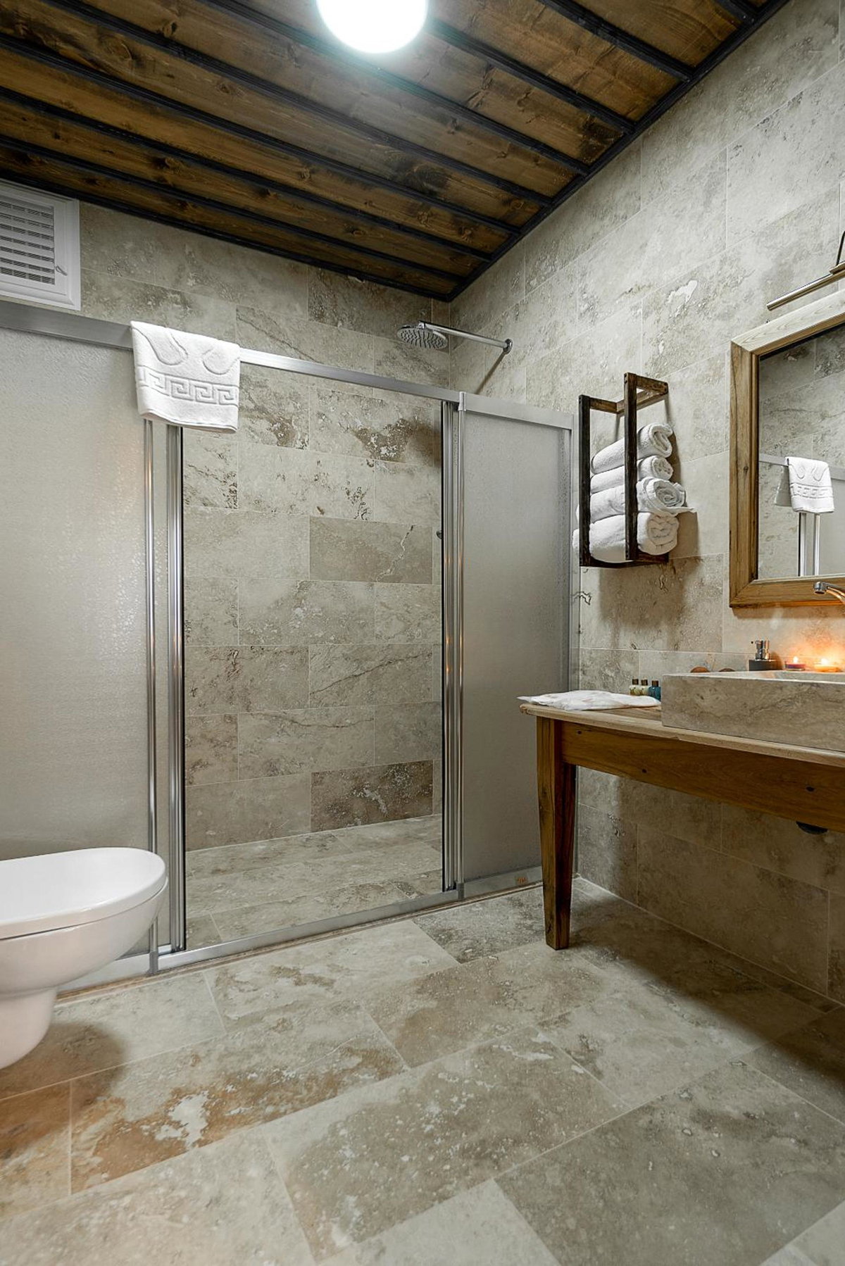 Hotel · Serene Premium Stone House, UErguep