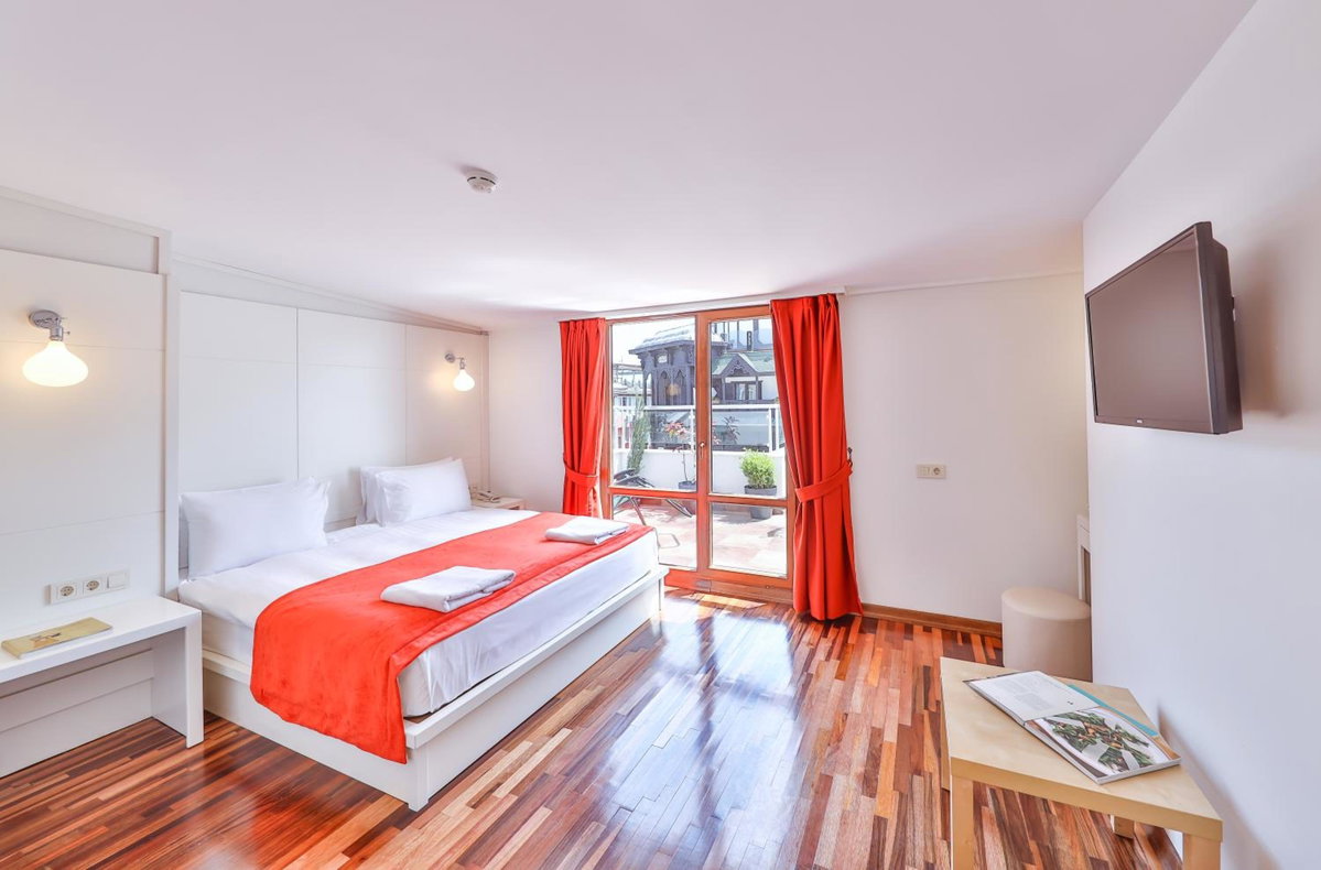Hotel · Senatus Hotel - Special Class, Eminoenue
