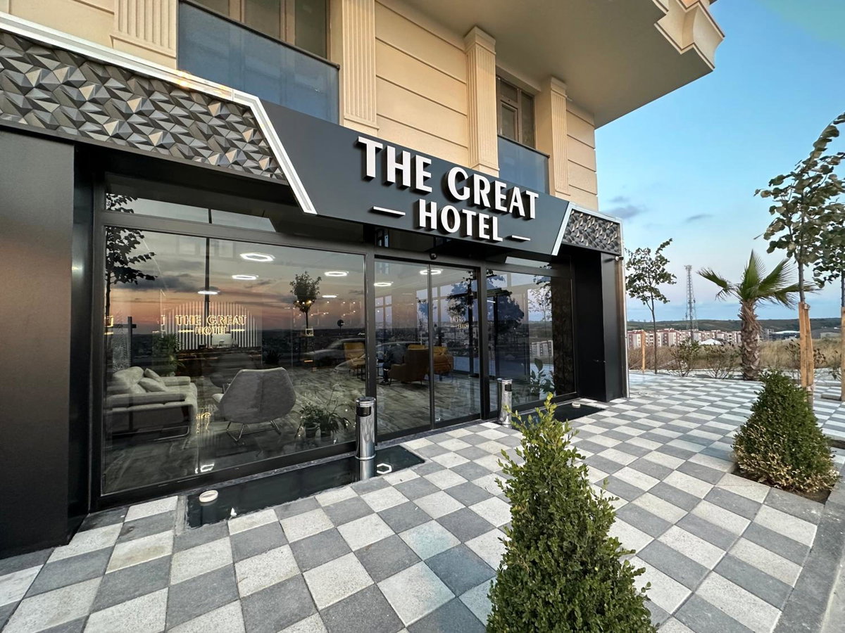 Hotel · The Great Airport Hotel & Restaurant, Arnavutkoey