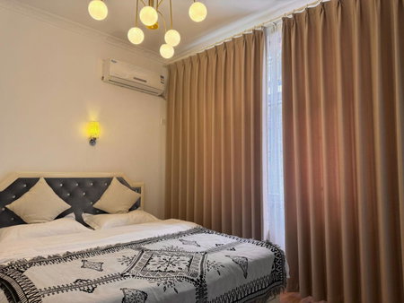 Edinburgh Hostel - Coffee bar - Western breakfast -Travel expert -Good location-English reception-Ticket service-Tourism planing-Laundry-Camara-Drone gopro, Zhangjiajie, 中国