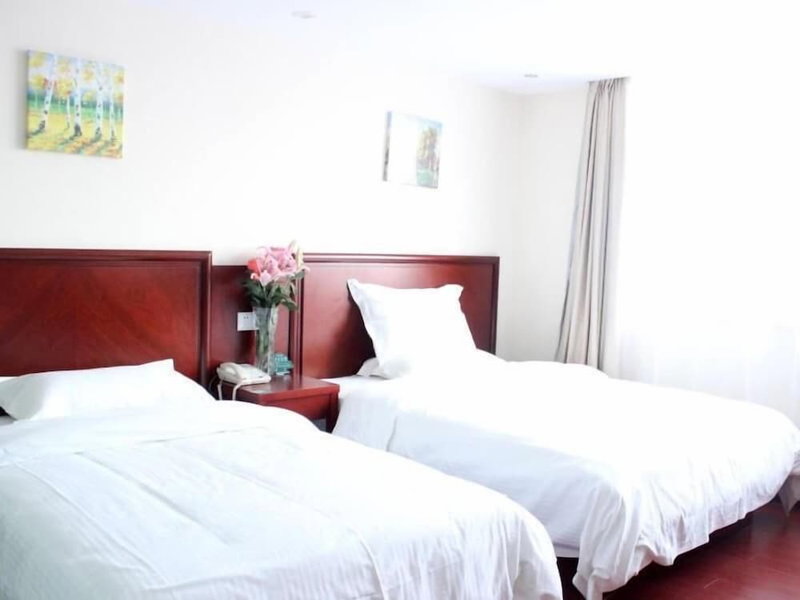GreenTree Inn Weihai North Qingdao Road Express Hotel, Weihai, 中国