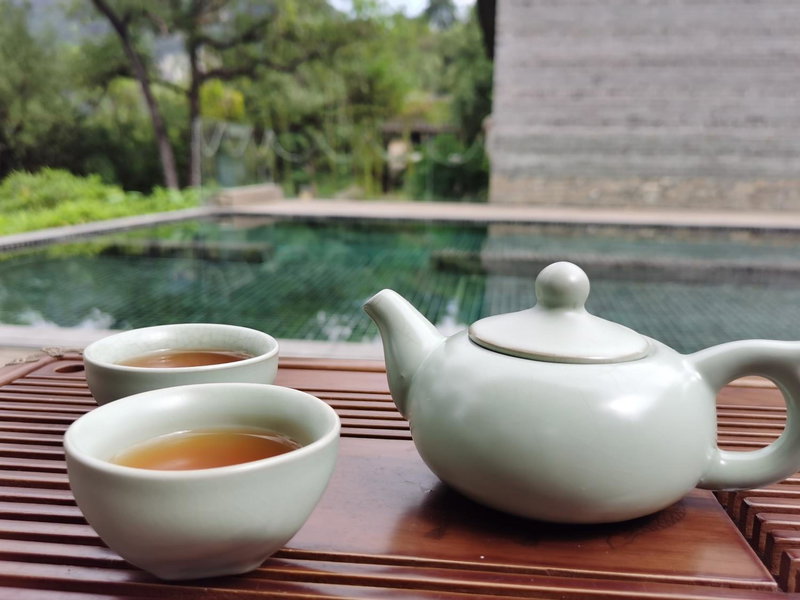 Yangshuo River Lodge Hotel--English speaking team&Swimming pool&Activties organized&Free pick up from Airport or TS over 3 nights, Yangshuo, China
