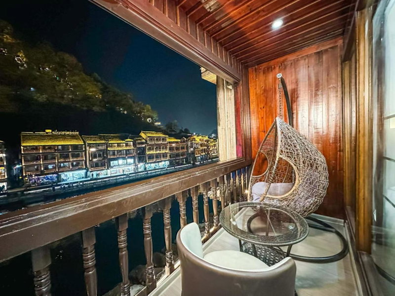 Fenghuang Ancient Town Lazy Cat Riverside Inn, Fenghuang, 中国