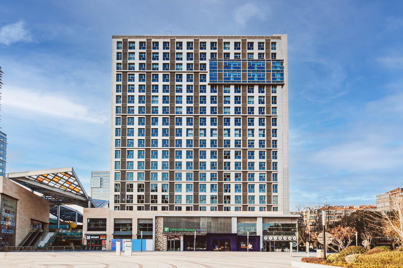 Holiday Inn Express Shanghai Baoyang by IHG, Zhabei, 中国