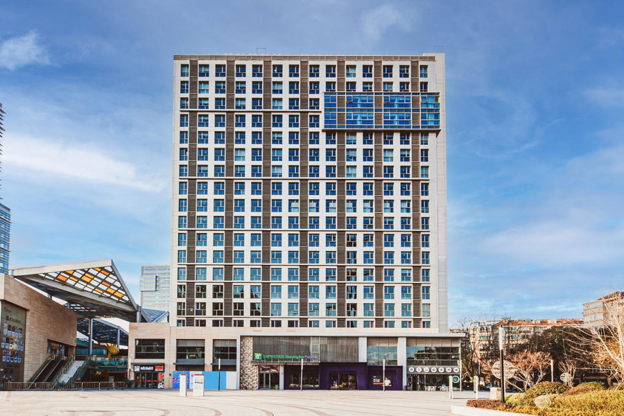 Holiday Inn Express Shanghai Baoyang by IHG, Zhabei, 中国