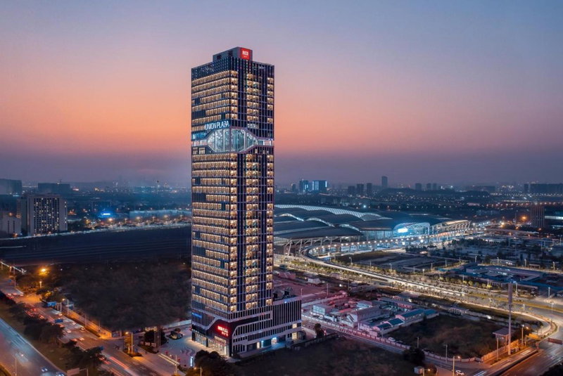 Radisson Red Guangzhou South Railway Station, Shiqiao, 中国
