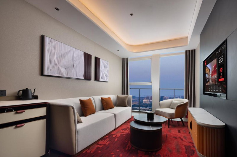 Radisson Red Guangzhou South Railway Station, Shiqiao, 中国