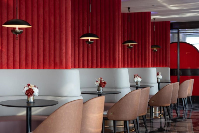 Radisson Red Guangzhou South Railway Station, Shiqiao, 中国