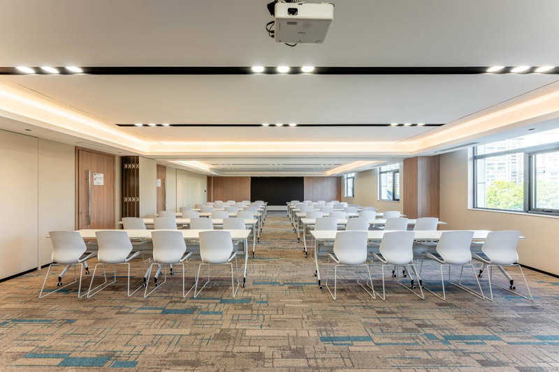 Holiday Inn Express Luoyang Longmen by IHG, Luoyang, 中国