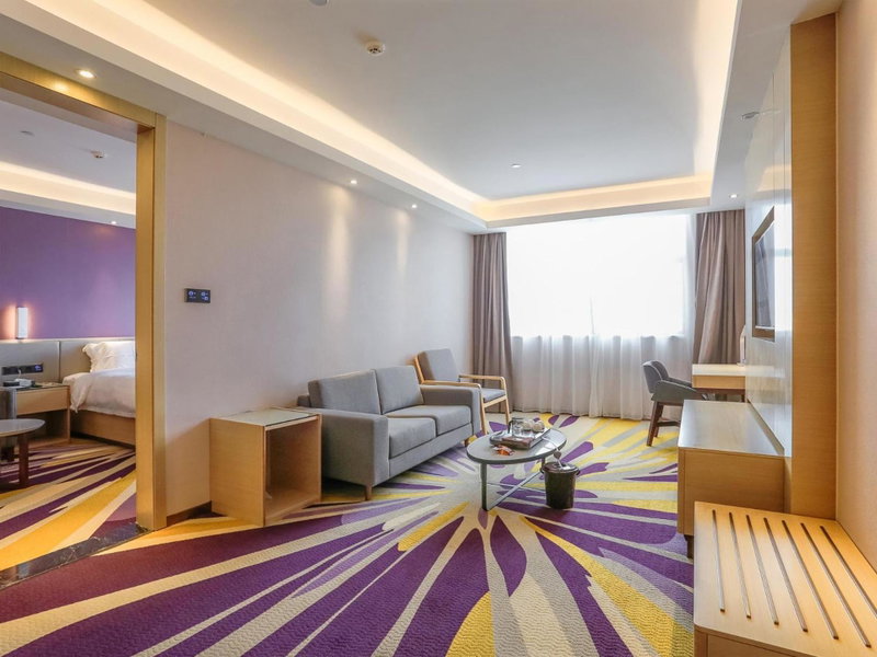 Lavande Hotel Dongguan Liaobu Center, Shilong, 中国
