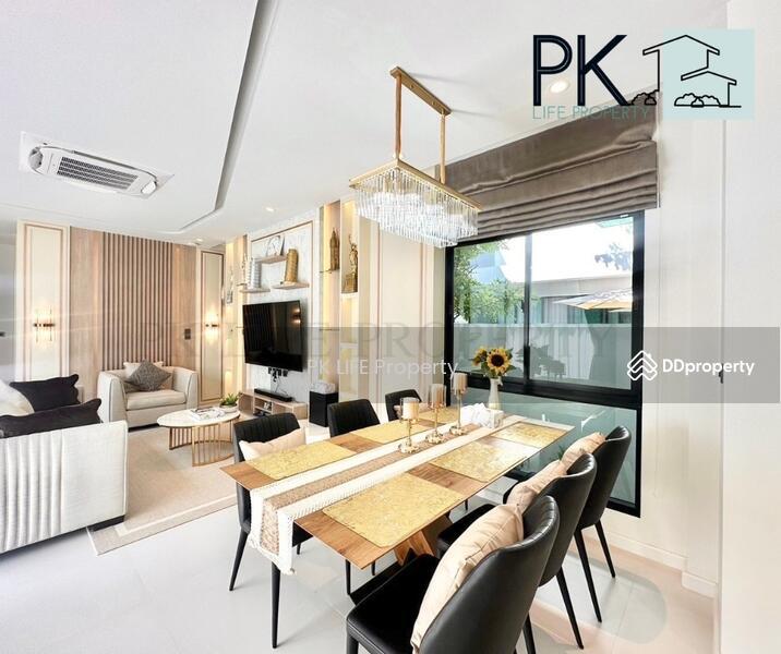 Casa en alquiler en Ban Ratsada, Tailandia · 3 habitaciones, 4 baños