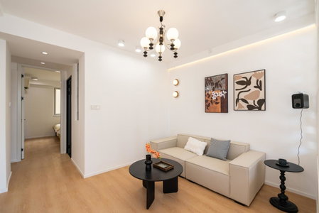 Yi Du Home with City View-Near Jiashan Rd Metro -Easy Reach to Tianzifang - Credit Cards Accepted, Shanghai, 中国