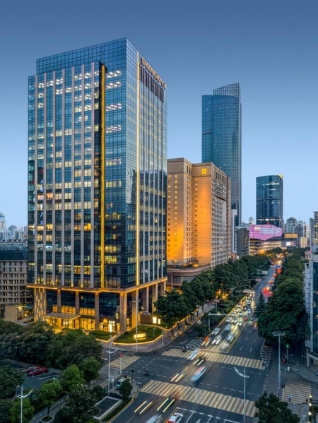 Shangri-La Wuhan, Interchange hub of three metro lines,Adjacent to the MixC, Wuhan, 中国