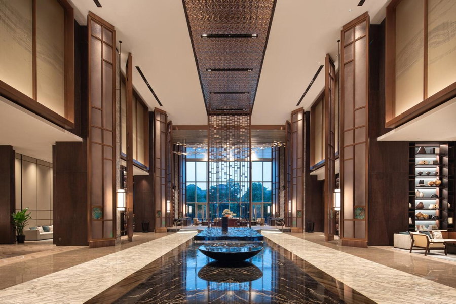 HUALUXE Haining by lHG- 5Minutes Drive to Haining China Leather Mall, Haining, 中国