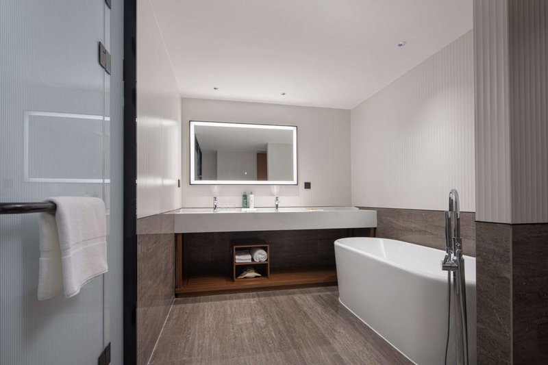 Hilton Garden Inn Beihai Railway Station, Beihai, 中国