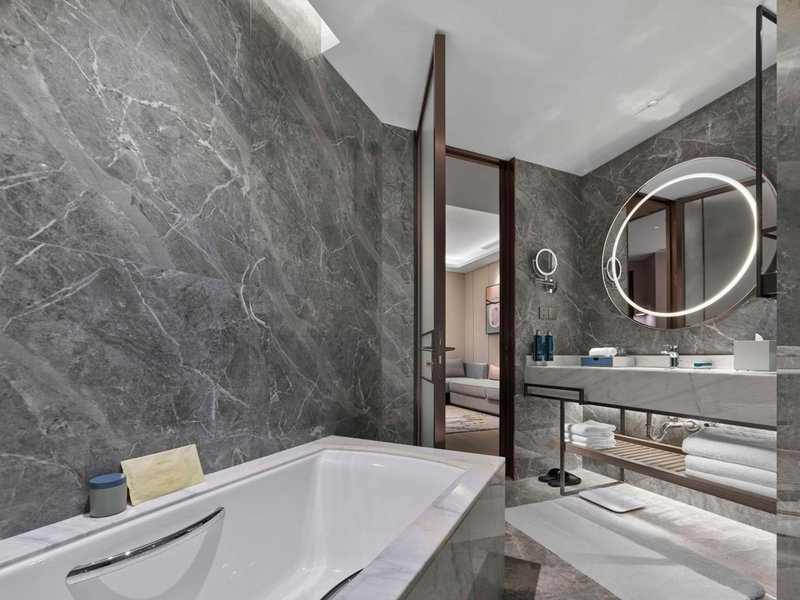 Doubletree By Hilton Yantai Golden Coast Hotel & Suites, Qingyang, 中国