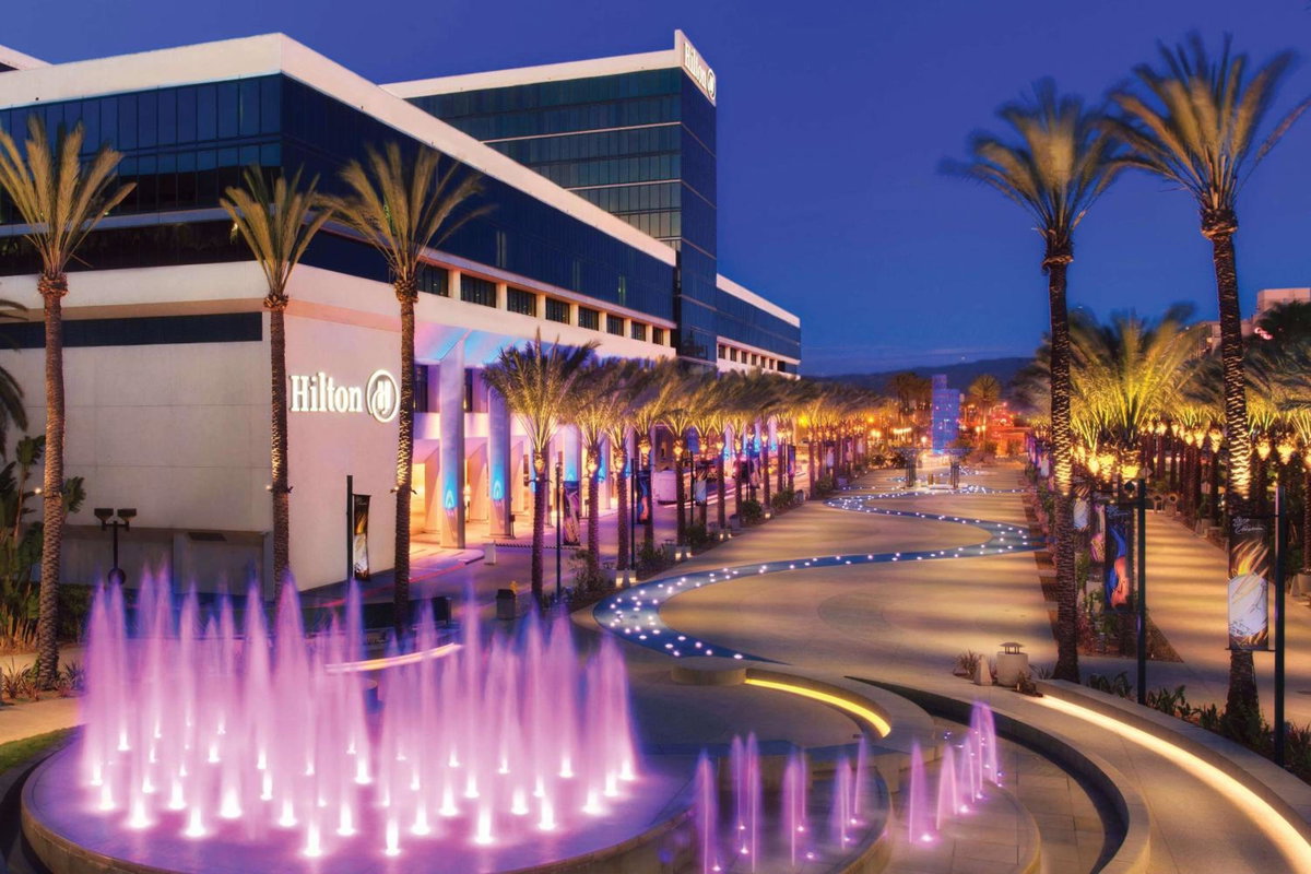 Hotel · Hilton Anaheim, Garden Grove