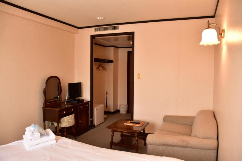 Shakespeare Hotel, Omachi, Japan