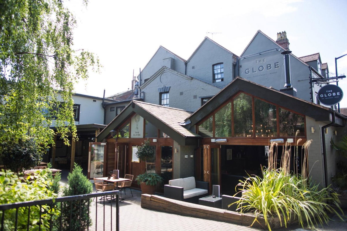 Hotel · The Globe, Warwick, Warwickshire - Brunning & Price, Warwick