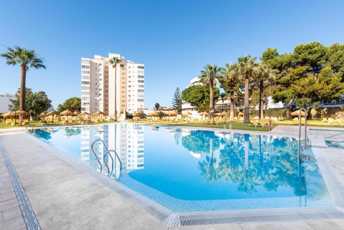 Hotel · San Fermín by Dorobe, Arroyo De La Miel