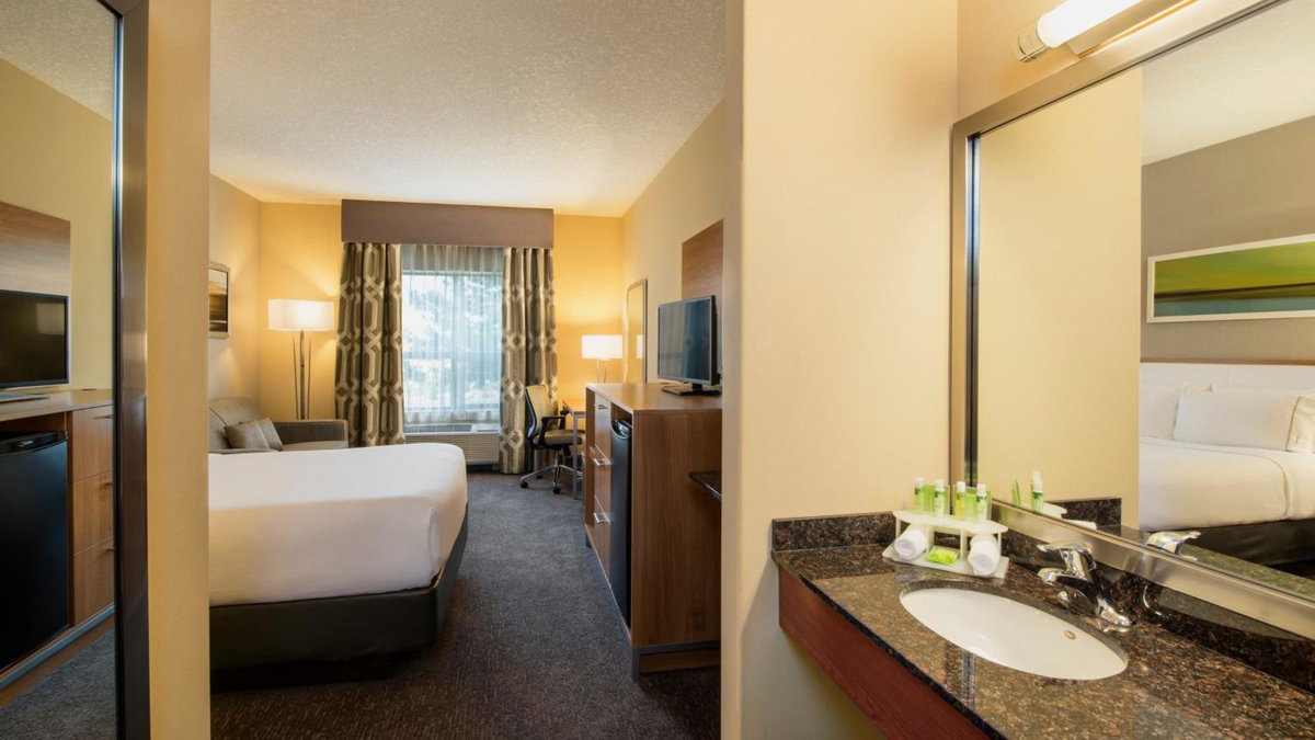 Holiday Inn Express Hotel & Suites Sherwood Park-Edmonton Area by IHG, Canada