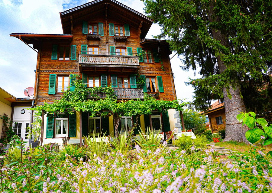 Edelweiss Lodge, Thun, Switzerland