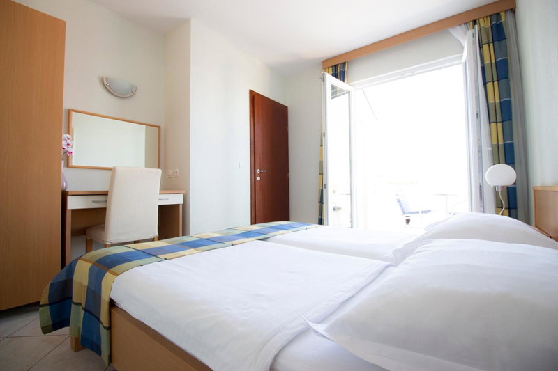 Apartments Ivana, Baška Voda, Croatia
